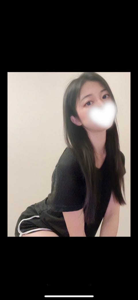 明日土曜日22:00-03:00久しぶりに国分寺ルームでの出勤です😌✨
今日はとっても良い天気でしたね💓
（私は秋花粉が