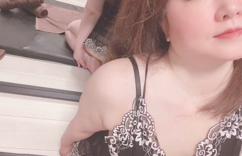 その内、極液やホイップの
講習を受ける予定です🫧

今まで
衣装チェンジしかありませんでしたが
少し増える予定です

極