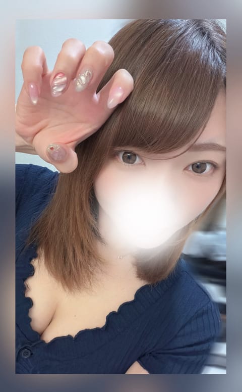 🆕ネイルだよん✨
ゆめ可愛いでしょ！？
前回とはガラッと変えてみた

ふふふ、かわいい
ユニコーン🦄✨
ネイリストさん天