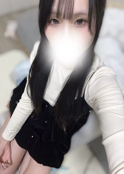 あれ？？
写真載せれてなかった(・・)💦

お部屋います❕