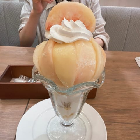 久しぶりに母と出かけてきました🧏‍♀️
映画の感想語り合いながら食べるパフェとってもおいしかった🤤🍑𓂃𓈒𓏸︎︎︎︎