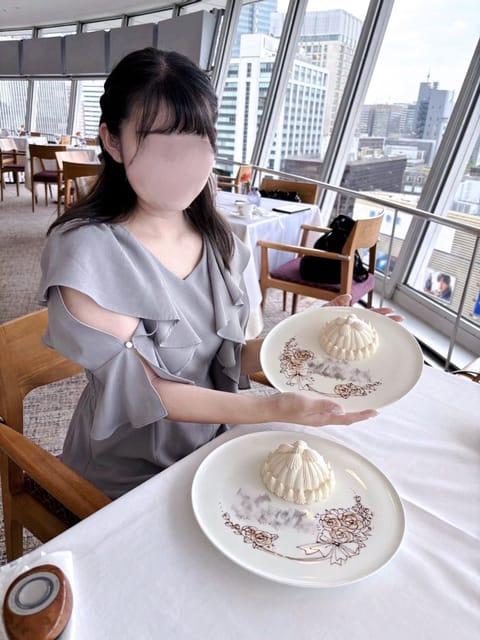 こんばんは！🌟

本日⏰22:00~ラスト
出勤してます(  ᐡᴗ   ᴗᐡ)💭

3連休中日〜！
いかがお過ごしですか