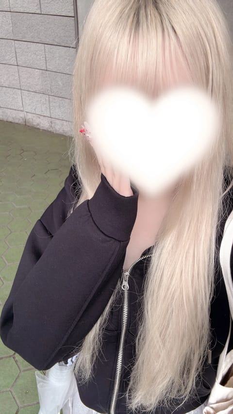 ♡雨だけど会いにきてくれる…？♡

今日は立川 17:00〜翌5:00です✨
いつもより長めにいるのでタイミング合わない