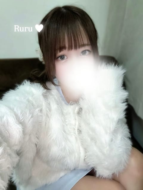 実は明日います🤍

やっと会える本指様明日たのしみーって連絡来るところ可愛いよねっ  ‹ ᐝ

駅チカ見てね❕❕