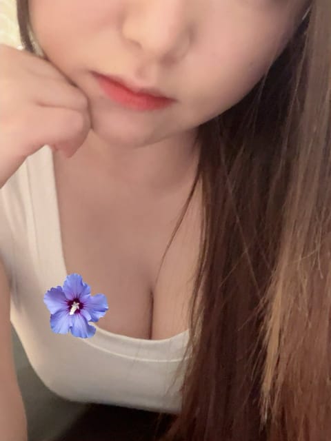 今日初出勤です♡
施術は間違いなくパワーアップしてる…はず、笑
沢山楽しませるので、是非😘