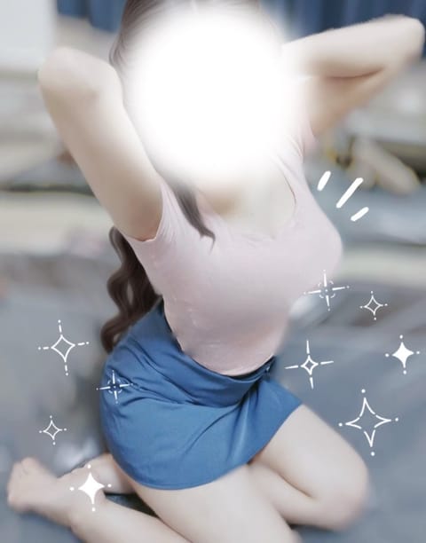 お久しぶりです♡ももこです🍑

本日16:30〜三島room出勤します🫶

GW中はほとんど出勤できないので……
この機