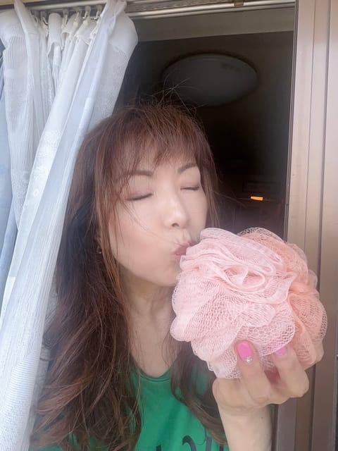 こんにちは😊✨　今日も暑いですね🥵💦

17時〜21時受けまで出勤します👠✋✨

ご予約🈳ですので、紳士様🎩お待ちしてい
