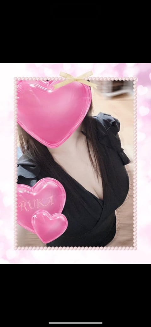 こんばんは＼(^▽^)／！

今日も出勤してますよ♡♡

もうこんな時間になってしまいましたが💦

このあとももう少しよ