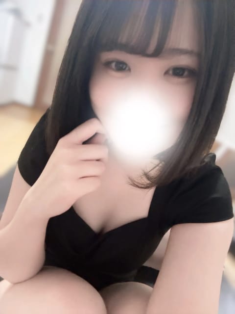 こんにちはのあです🐰

本日12:00~20:00 吉祥寺

出勤しました✨️

ぽかぽかだね〜🎶のあとゆっくりしよ？