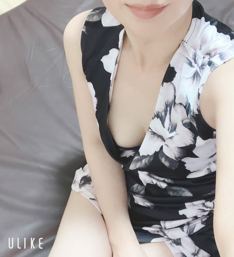 こんばんは🤗⭐️
今週の出勤予定です🌸

4/4(金) 20:30-25:00金山
4/5(土) 17:30-23:00