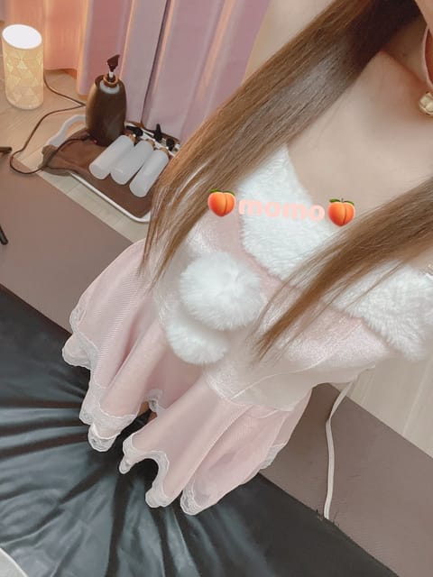 ももです🍑
お部屋着いて写真撮ったり準備してたら投稿遅くなっちゃった…(߹ㅁ߹)

まだ、空きがあるので
ご都合の合うお