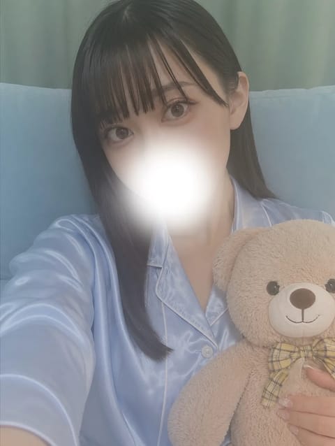 今月は今日だけの出勤です🐣🫧

12:00〜03:00

まだまだ空いてます💭
せっかくの1日だけの出勤なので、たくさん