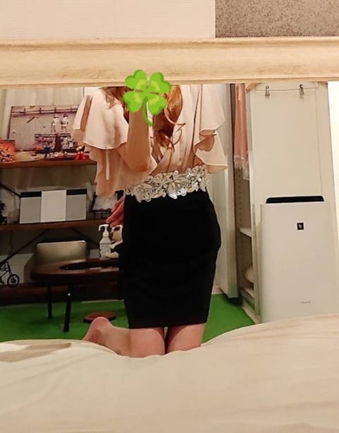 こんばんは♪
荻窪北口ルームにいます
ぜひいらして下さい✨
お待ちしてますね🩷