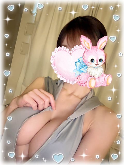 永瀬ゆあ