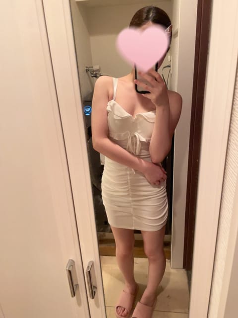 こんばんは🌛
本日出勤してます！

次24:00〜ご案内可能です🙆‍♀️
仕事終わりで疲れた身体癒されに
ぜひ来てみてく