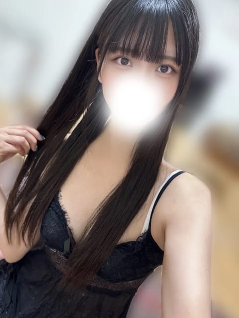 こんにちは‪🔆‬
本日24時まで出勤してます！

GW明けですが、お時間合う方はお待ちしてます(՞ . .՞)"
みんな