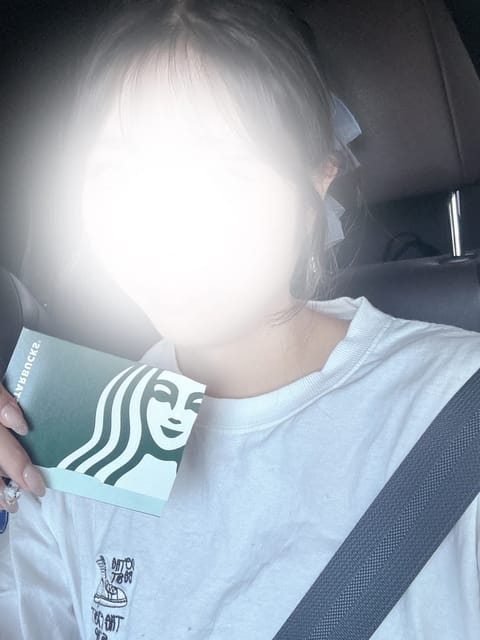 退勤です💼

リピ様いつもスタバカードありがとうございます🥲
アプリにどんどん増えていくかわいいカードたち
眺めるのが癒