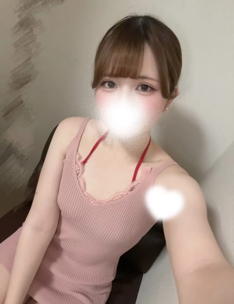 こんにちは！みゆです🎀

今日は18:00〜5:00まで出勤してます♡
事前予約ありがとうございます✨
みゆとゆっくりし