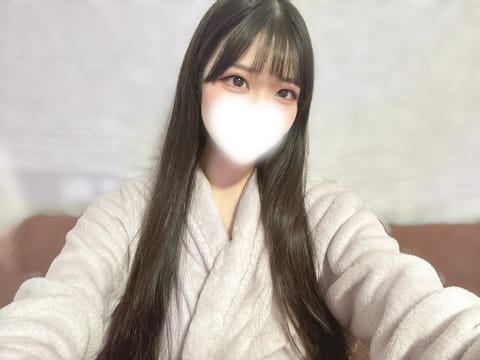 こんばんは🌙

本日は23~28で出勤してます♡

お誘いお待ちしております💕