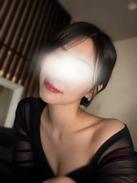 8月いっぱつめ💫

今日は、はじめての場所へ♡

ちょいドキドキ。
新鮮な気持ちで楽しみます😈✨