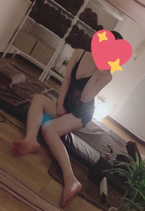 本日21:00〜出勤します🎀
お兄さんと会えるの楽しみにしてます（՞>‎⩊<՞）💕