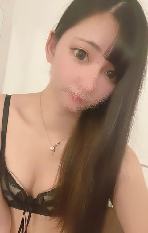 お久しぶりです💓

みことです！

今日から21まで出勤になりました💕

沢山逢いに来て欲しいなぁ🥺💓

ご予約お待ちし