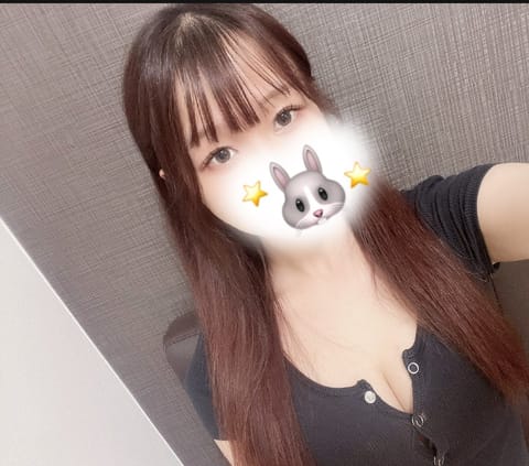 本日23時から渋谷ルームです！
ご予約お待ちしてます🎀