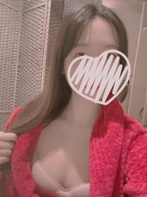 こんにちは😌みどりです✨

満足していただけるように
心をこめてマッサージします🫶

本日12:00-18:00です🌸
