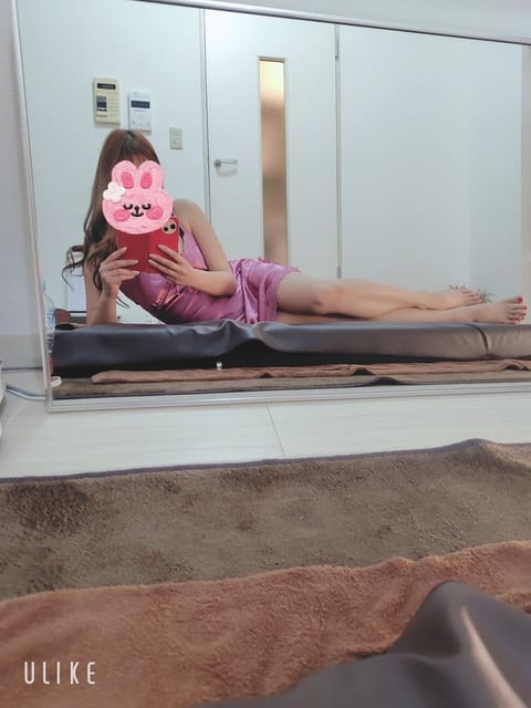 こんにちわ☺️✨

本日も15:00〜出勤しています🫡✨

お時間ある方良かったら遊びに来てくださいね🥰