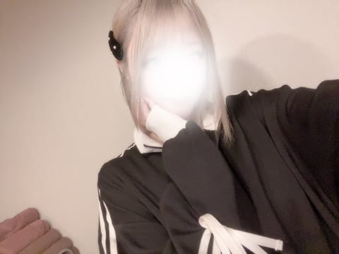 携帯ぶち壊れて
今日出勤予定だったのに出られませんでしたああごめんなさぃい
Xもやっとログインできてあんしん。

まだ携