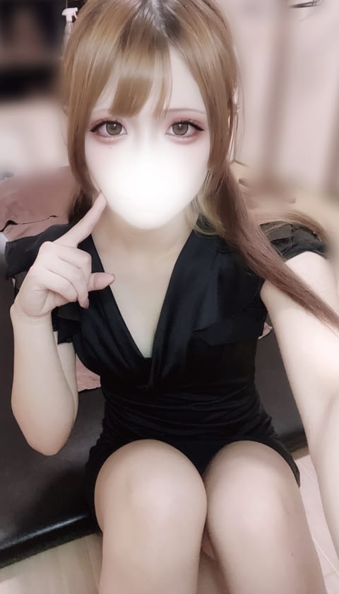 出勤しました🫶

本日19:00~3:00

🈵19:00〜22:00
🈵22:15〜23:45
🈳0:00〜3:00
