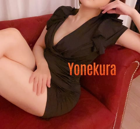 おはようございます😊

お盆が過ぎてもまだまだ暑いですねー☀️
体調管理はできてますか？

私は来週年一の健康診断です🏥