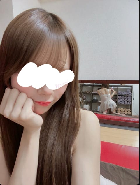出勤しました🤍
朝5:30までいます💭🌟
ここに会いに来てね🤭