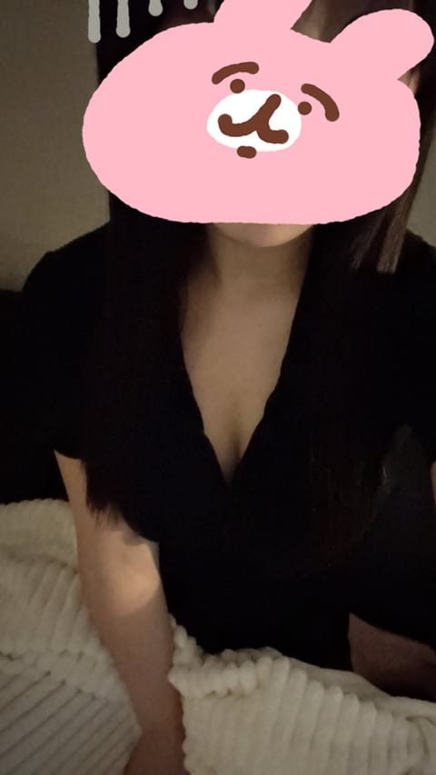本日豊田ルームにて16:00〜22:00まで出勤してますっっ🐥🐥
今週も1週間おつかれさま〰️〰️
みんな会いにきてくれ