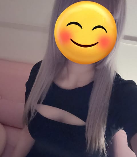 こないだはありがとうございました❣️
本指名も初めましてもお会いできて嬉しかったです🥰

本日出勤しました！！！
お待ち