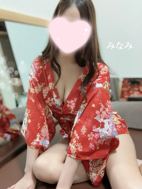 こんばんは！本日みなみ出勤日です🎀
1月7日(月)19時30分〜23時30分
🈵19時30分〜
🈳22時30分〜60分ま