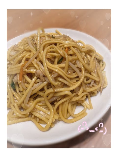 こんにちは☀️
この間、塩焼きそばが食べたくなって小松まで行って来たよദ്ദി ˃ ᵕ ˂ )
お兄様のおすすめのお店あ