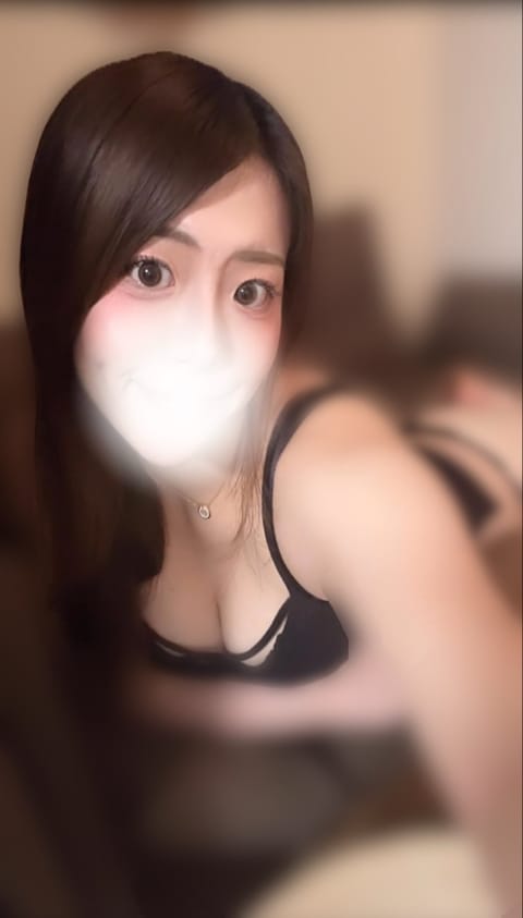 おはようございます久しぶりです！

お休み頂いていて急遽ですが
本日からがっつり復帰致します！✨

8~10日 12:3