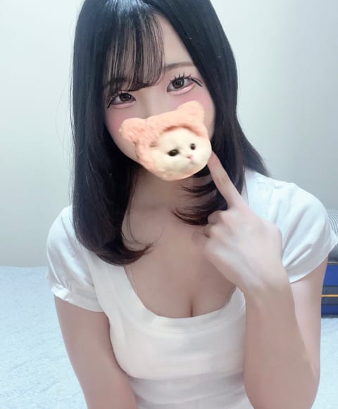 おはようございます☀️

初出勤です〜！
ぜひお時間合う方居たらご予約お待ちしてます♡

るんるんしてる💭🎶

 #メン