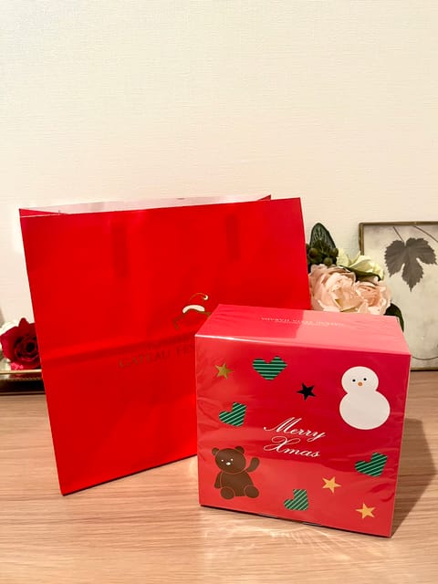 本指名様から少し早いクリスマスプレゼントいただきました💐
パケもかわいくてとってもうれしいです💖
ありがとうございます🥰