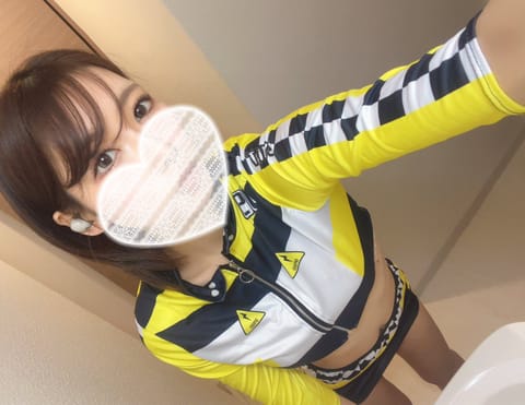 こんにちはꪔ̤̫ꪔ̤̮ꪔ̤̥

さっき髪の毛カラーとトリートメントしてきたᐡᴗ͈   ᴗ͈ᐡ🤍
髪の毛やったりまつぱしに