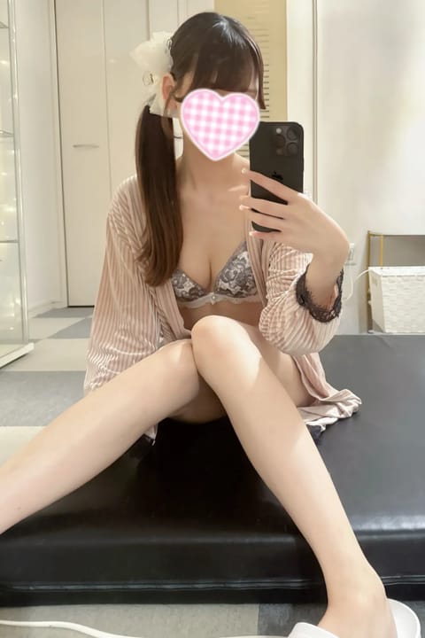 おはようございます☀️

前回の出勤は急遽お休みでした😭‎
事前予約してくれてたお兄さま方、本当に申し訳ありません💦

