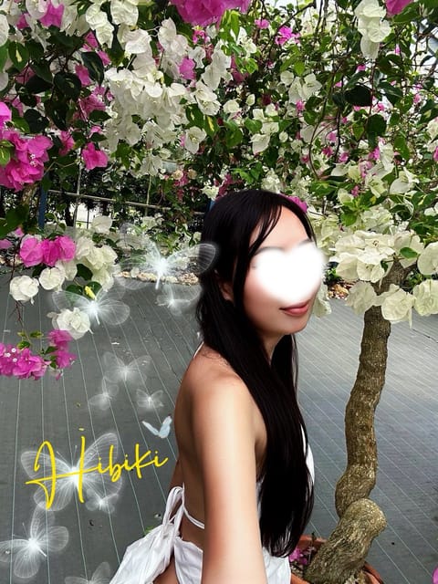 昨日は完売ありがとうございました🥰
時間をつくって会いにきてくださりうれしかったです✨

本日13:00-23:00浜松