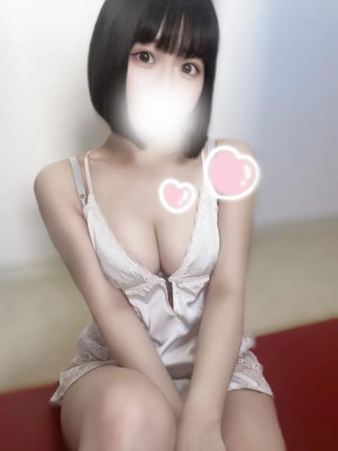 こんばんは🌙
本日も23時から朝までおります♪

ご予約はお早めに＾＾♡ ♡
