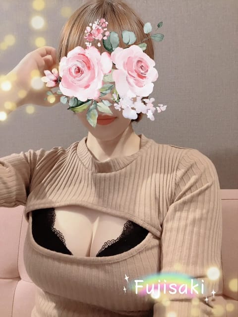 先週もリピーター様〜初めて様まで🌜

入店当初からのお付き合い☆
近況報告を聞けたと同時に
心配したり、安心したり。

