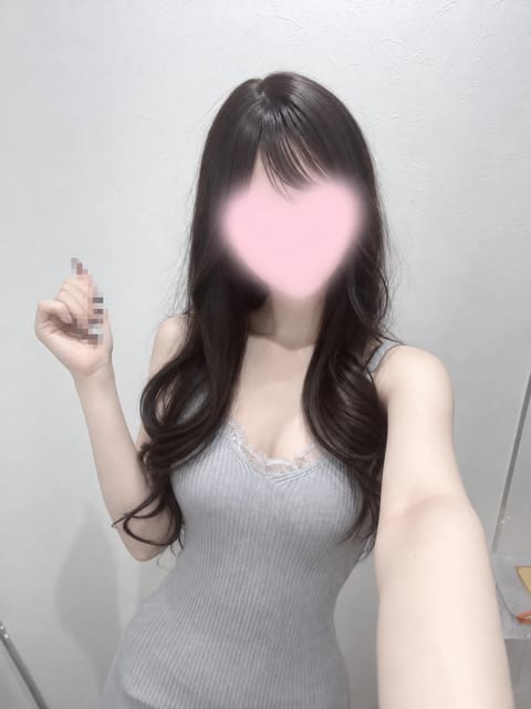 こんにちは！☀️
本日18:00〜23:00出勤です‎‎𖤐 ̖́-‬
たくさん会いに来てくれたらうれしいなっ(><)💕
