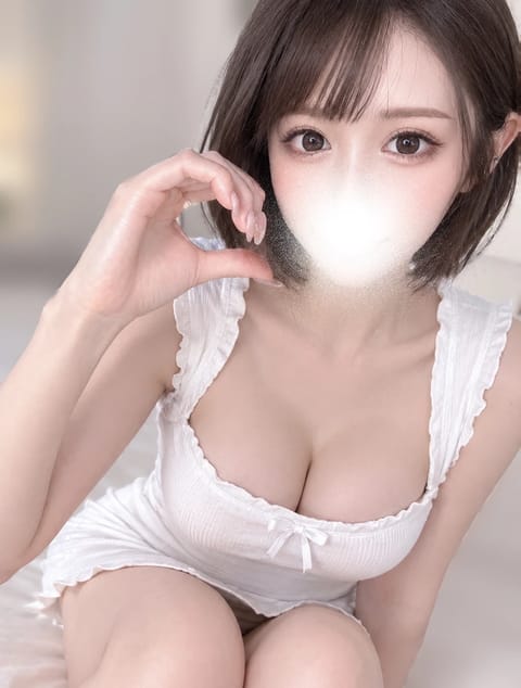 初めまして、あやです🌻🤍

10/1から初出勤です✨

お会いできるの楽しみにしてます( ⊃🌹⊂ )
