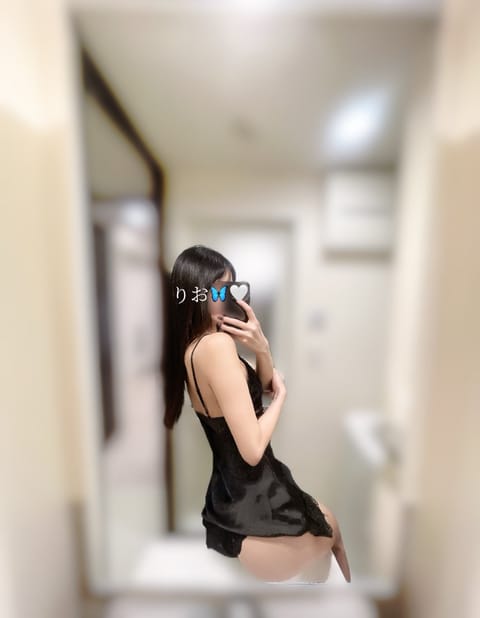 昨日は追加枠まで
みっちり満了ありがとう(•̀ᴗ•́)و❤︎︎

明日も麻布十番です🦋
🕒𝟏𝟐:𝟎𝟎~𝟐𝟎:𝟎𝟎

実は