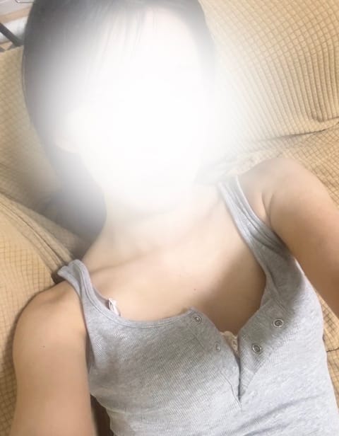 おはよーございます☀️
GW終わっちゃったけど週末ももーすぐ♩
今日のよる久々の出勤です₍ᐢ‥ᐢ₎ ♡
21:00〜お待