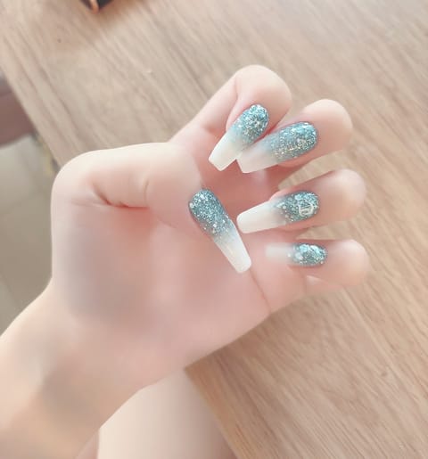 さわの7月のネイル💅✨

3時間睡眠でなんとか好きな色混ぜ混ぜして完成〜🫪